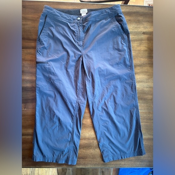 LL Bean Hiking/Outdoor Capri Pants Size 12 Reg. - Picture 3 of 7